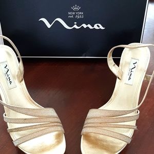 Nina gold Glitter heals, size 6 1/2 M